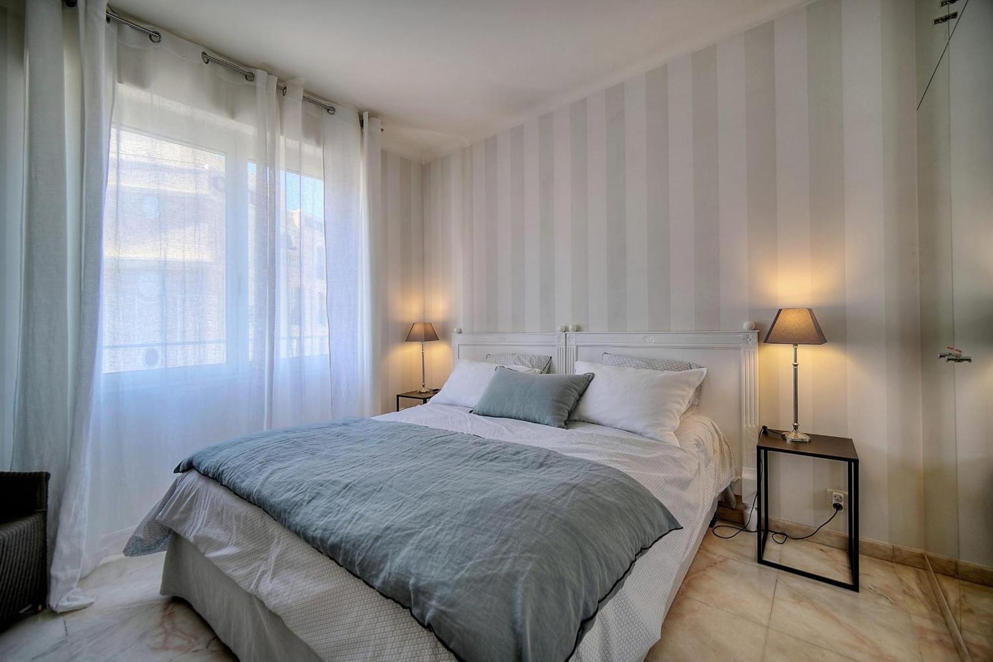 Ref 1482 - Back Croisette - For Rent *