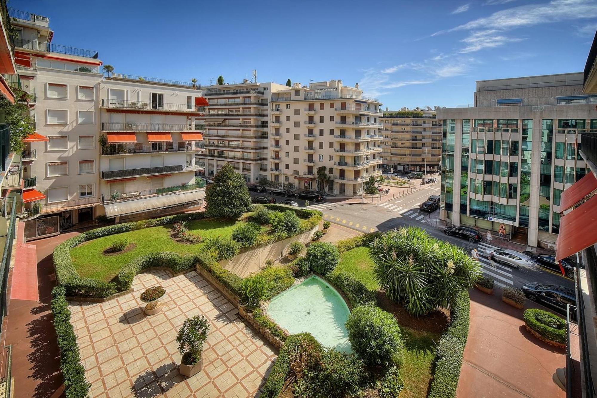 Ref 1482 - Back Croisette - For Rent * Cannes